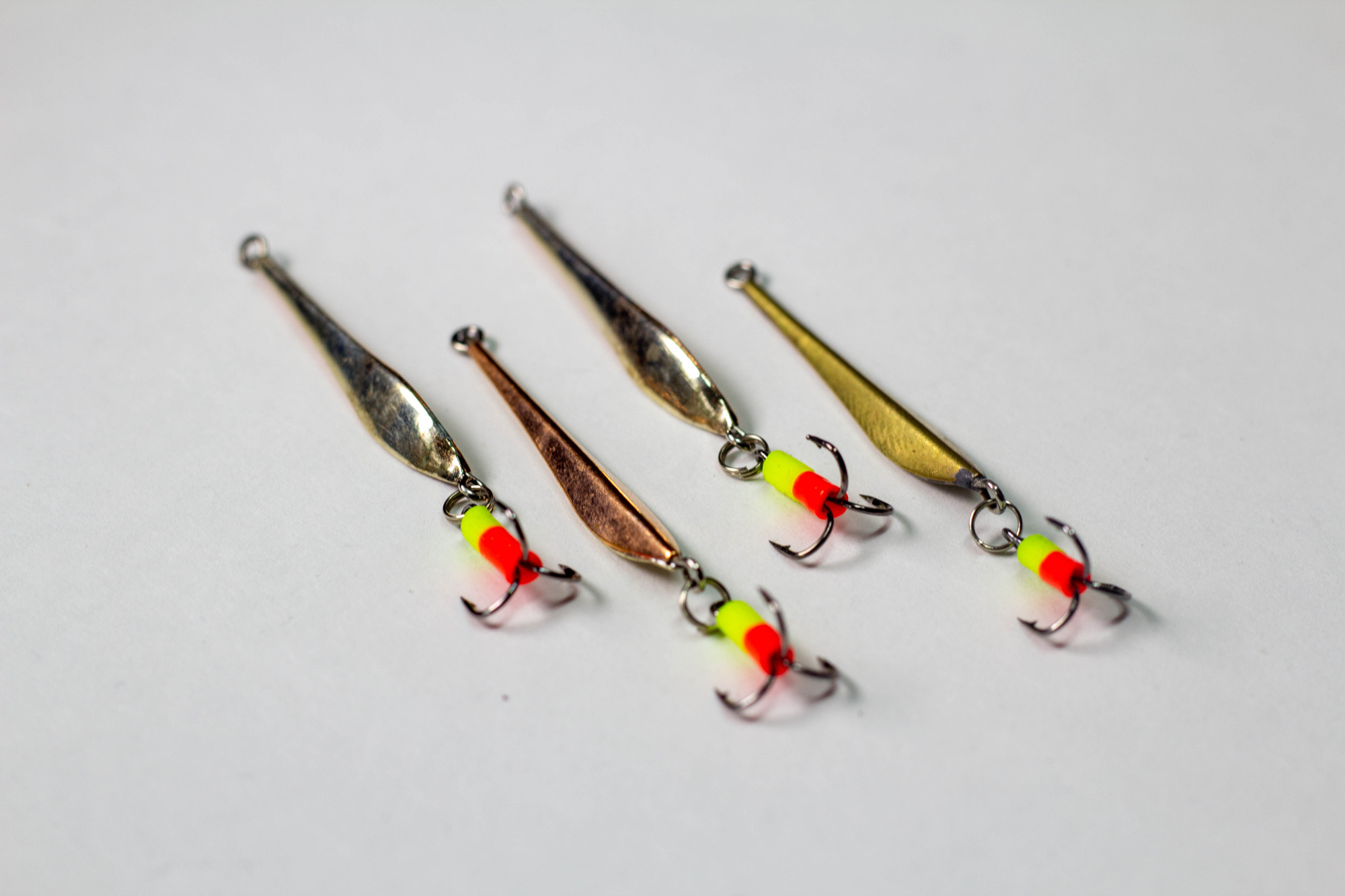 Блесна зимняя ЕМЕЛИНА Маропедка (30 мм, 1.7 г, мельхиор/латунь)